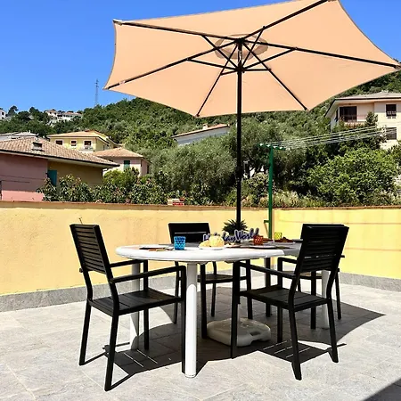 La Casa Gialla Di Paola By World شقة