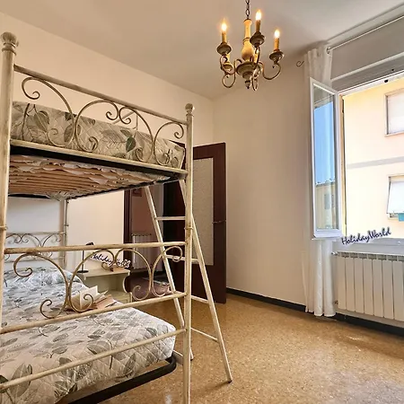 La Casa Gialla Di Paola By World *