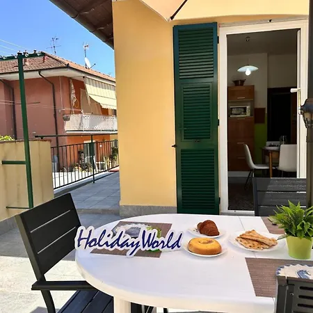 La Casa Gialla Di Paola By World